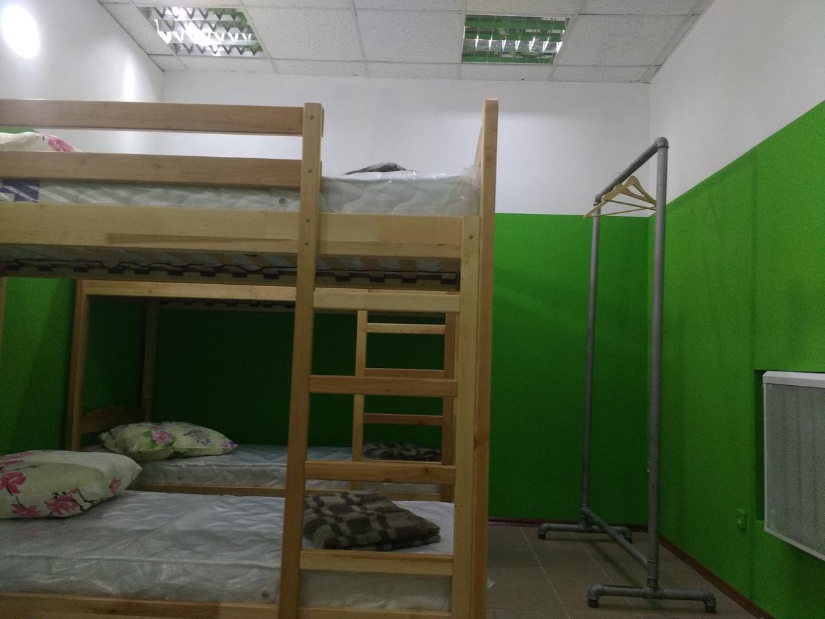 Yourhostel Дорогожичи เคียฟ ภายนอก รูปภาพ
