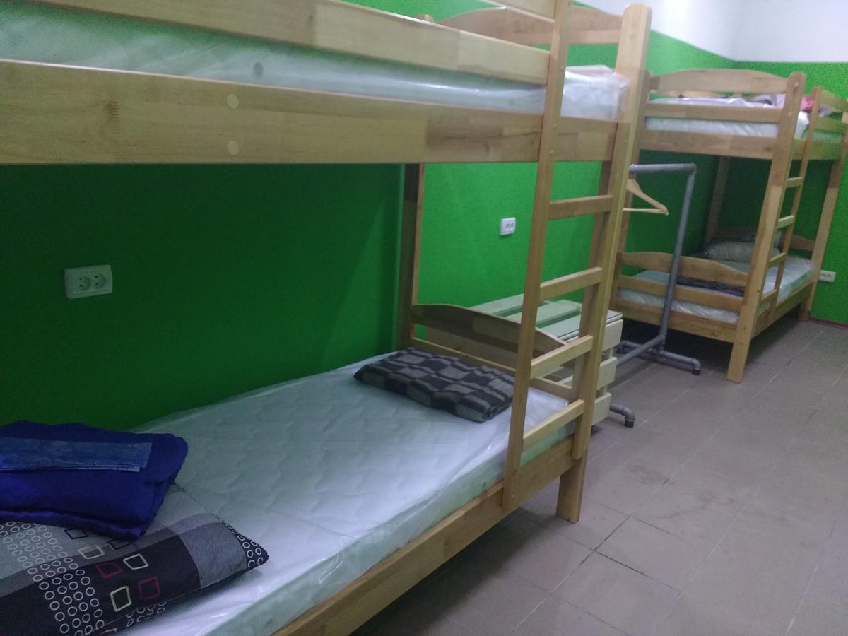 Yourhostel Дорогожичи เคียฟ ภายนอก รูปภาพ